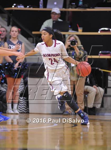 Thumbnail 3 in Evergreen vs. Sand Creek (CHSAA 4A Semifinal) photogallery.