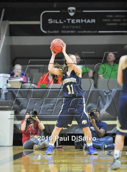 Thumbnail 2 in Evergreen vs. Sand Creek (CHSAA 4A Semifinal) photogallery.