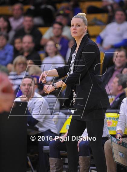 Thumbnail 1 in Evergreen vs. Sand Creek (CHSAA 4A Semifinal) photogallery.