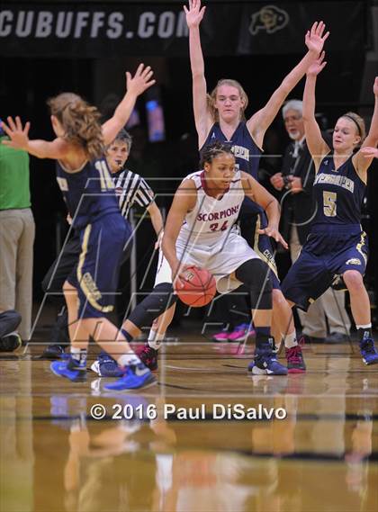 Thumbnail 1 in Evergreen vs. Sand Creek (CHSAA 4A Semifinal) photogallery.