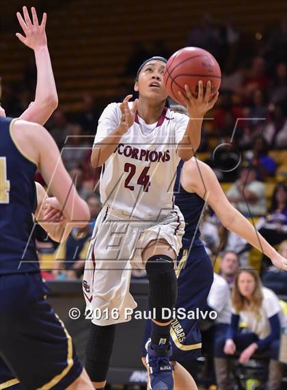 Thumbnail 3 in Evergreen vs. Sand Creek (CHSAA 4A Semifinal) photogallery.