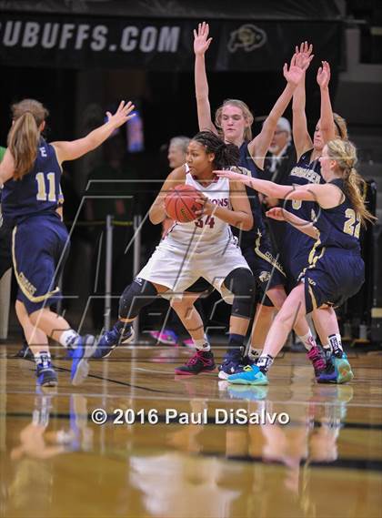 Thumbnail 3 in Evergreen vs. Sand Creek (CHSAA 4A Semifinal) photogallery.