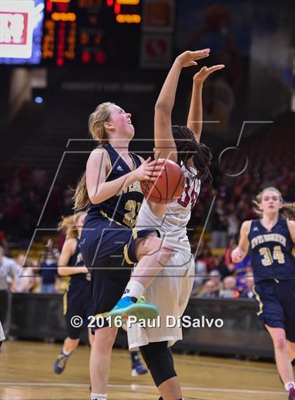 Thumbnail 1 in Evergreen vs. Sand Creek (CHSAA 4A Semifinal) photogallery.