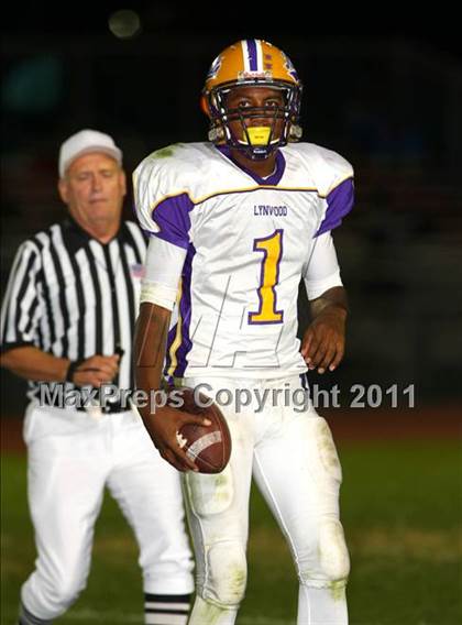 Thumbnail 3 in Lynwood @ Lawndale photogallery.