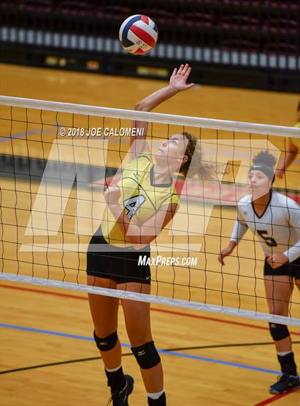 Thumbnail 3 in Brennan vs Seguin (NEISD Volleyball Tournament) photogallery.