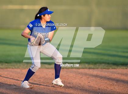 Thumbnail 2 in Grand Prairie @ Cedar Hill photogallery.
