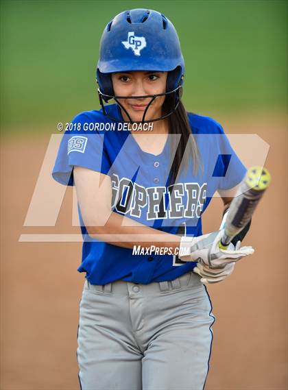 Thumbnail 2 in Grand Prairie @ Cedar Hill photogallery.