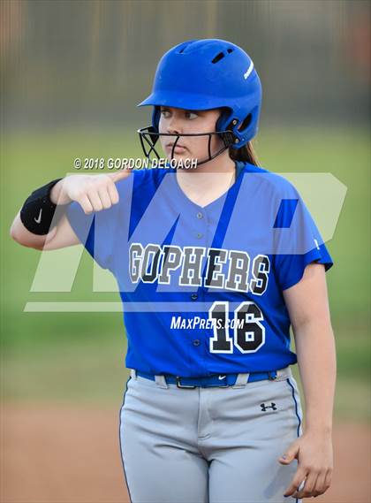Thumbnail 3 in Grand Prairie @ Cedar Hill photogallery.