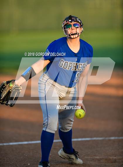 Thumbnail 1 in Grand Prairie @ Cedar Hill photogallery.