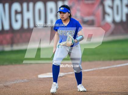 Thumbnail 1 in Grand Prairie @ Cedar Hill photogallery.
