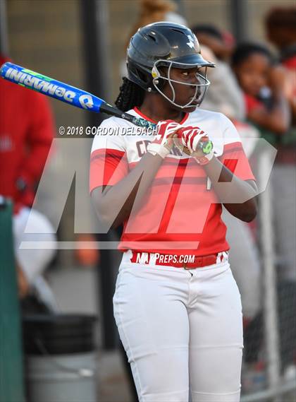 Thumbnail 2 in Grand Prairie @ Cedar Hill photogallery.