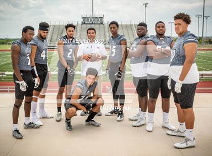 Thumbnail 3 in Steele (Preseason Top 25 Early Contenders Photo Shoot)  photogallery.