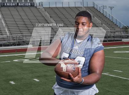 Thumbnail 2 in Steele (Preseason Top 25 Early Contenders Photo Shoot)  photogallery.