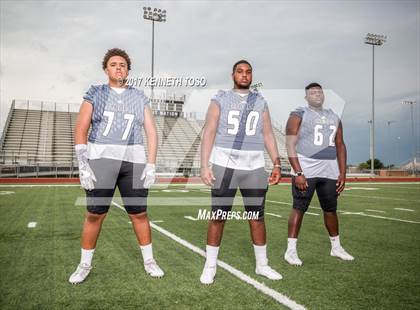 Thumbnail 1 in Steele (Preseason Top 25 Early Contenders Photo Shoot)  photogallery.