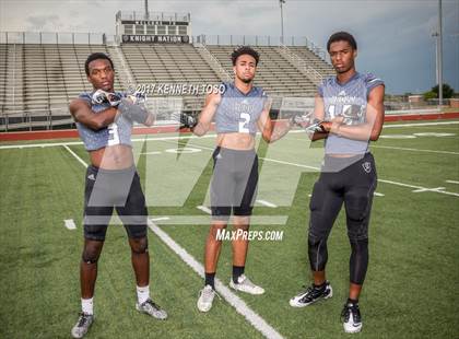 Thumbnail 2 in Steele (Preseason Top 25 Early Contenders Photo Shoot)  photogallery.