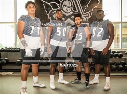 Thumbnail 2 in Steele (Preseason Top 25 Early Contenders Photo Shoot)  photogallery.