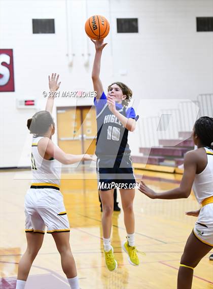 Thumbnail 1 in Greenway vs. Higley (Mountain Ridge Invitational) photogallery.
