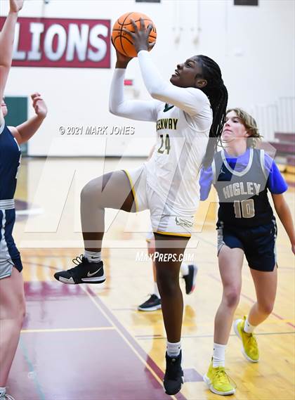 Thumbnail 2 in Greenway vs. Higley (Mountain Ridge Invitational) photogallery.
