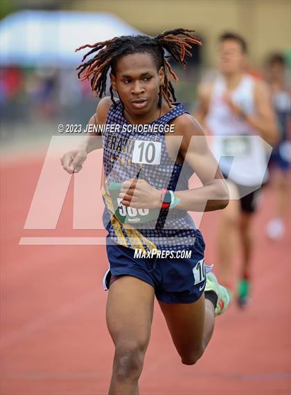 Thumbnail 2 in Brother Borgia Meet (800 Meter Run) photogallery.