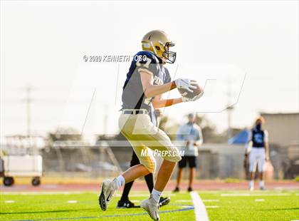 Thumbnail 1 in Johnson vs O'Connor (Freshman A) photogallery.