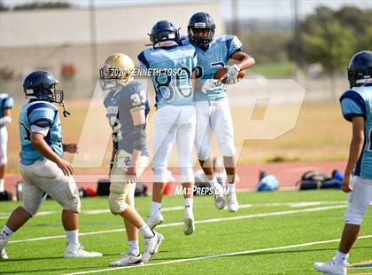 Thumbnail 3 in Johnson vs O'Connor (Freshman A) photogallery.