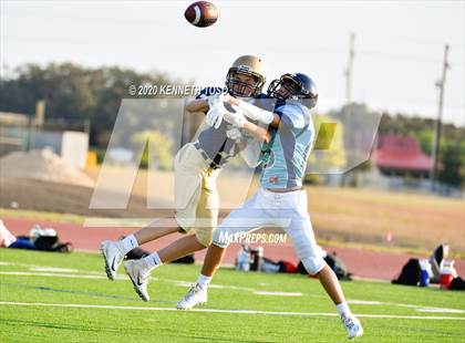 Thumbnail 3 in Johnson vs O'Connor (Freshman A) photogallery.