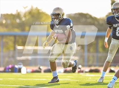 Thumbnail 1 in Johnson vs O'Connor (Freshman A) photogallery.