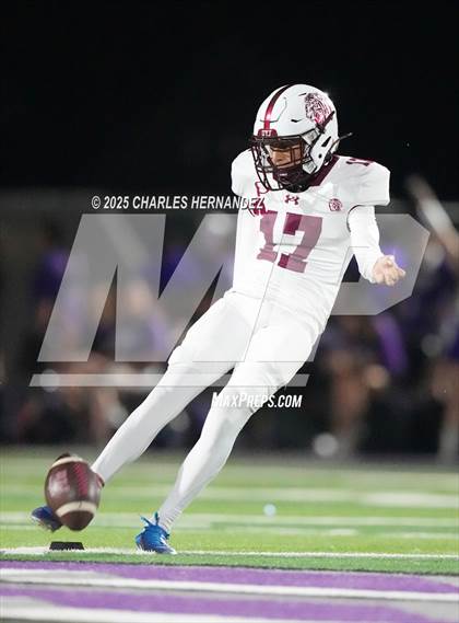 Thumbnail 3 in A&M Consolidated @ College Station photogallery.