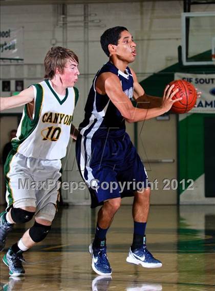 Thumbnail 2 in Saugus @ Canyon photogallery.