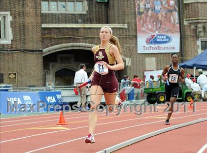 Thumbnail 3 in 117th Penn Relays (4x400m Girls Races 141 & 142) photogallery.