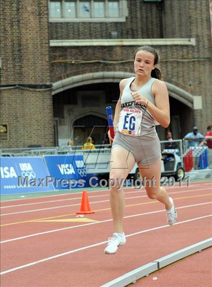 Thumbnail 2 in 117th Penn Relays (4x400m Girls Races 141 & 142) photogallery.