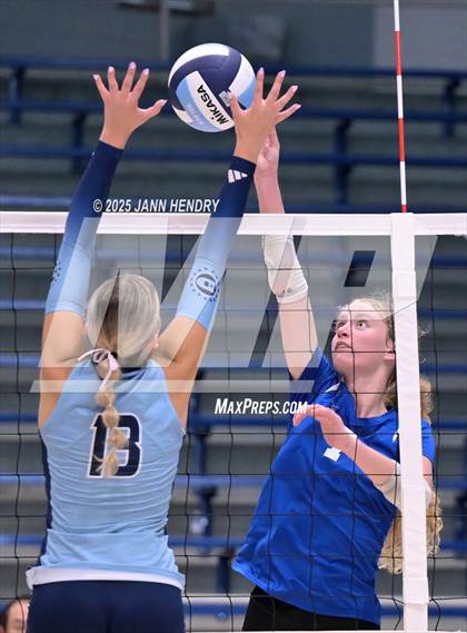 Thumbnail 2 in North Myrtle Beach vs Dorman (Dorman Tournament of Champions) photogallery.