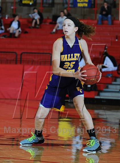 Thumbnail 1 in Valley Center vs. Manhattan (Mid America Classic) photogallery.