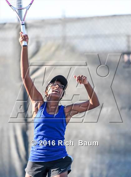 Thumbnail 3 in Rocklin vs. Bella Vista photogallery.