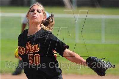 Thumbnail 2 in Ocean View vs. Pomona Catholic (CIF SS Playoffs) photogallery.