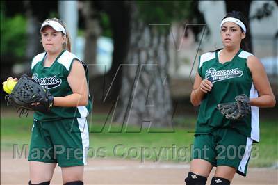 Thumbnail 1 in Ocean View vs. Pomona Catholic (CIF SS Playoffs) photogallery.