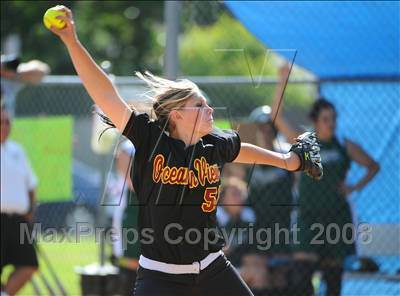 Thumbnail 2 in Ocean View vs. Pomona Catholic (CIF SS Playoffs) photogallery.