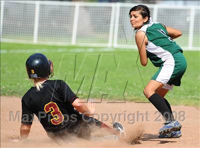 Thumbnail 2 in Ocean View vs. Pomona Catholic (CIF SS Playoffs) photogallery.