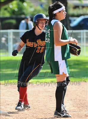 Thumbnail 1 in Ocean View vs. Pomona Catholic (CIF SS Playoffs) photogallery.