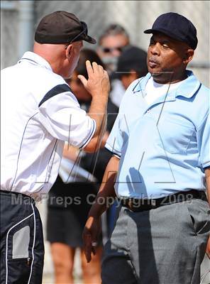 Thumbnail 2 in Ocean View vs. Pomona Catholic (CIF SS Playoffs) photogallery.