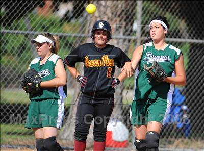 Thumbnail 3 in Ocean View vs. Pomona Catholic (CIF SS Playoffs) photogallery.