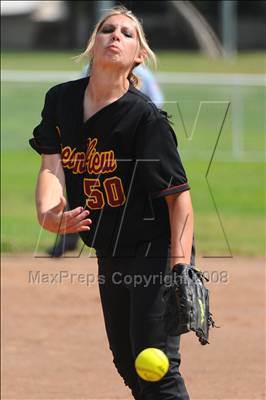 Thumbnail 3 in Ocean View vs. Pomona Catholic (CIF SS Playoffs) photogallery.