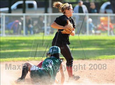 Thumbnail 3 in Ocean View vs. Pomona Catholic (CIF SS Playoffs) photogallery.