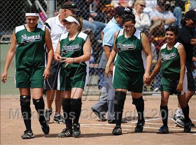 Thumbnail 1 in Ocean View vs. Pomona Catholic (CIF SS Playoffs) photogallery.