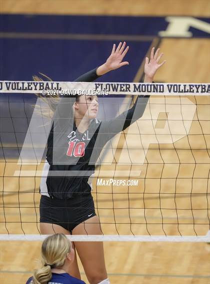 Thumbnail 1 in Coppell @ Flower Mound photogallery.