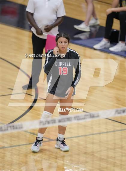 Thumbnail 1 in Coppell @ Flower Mound photogallery.