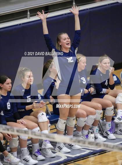 Thumbnail 1 in Coppell @ Flower Mound photogallery.