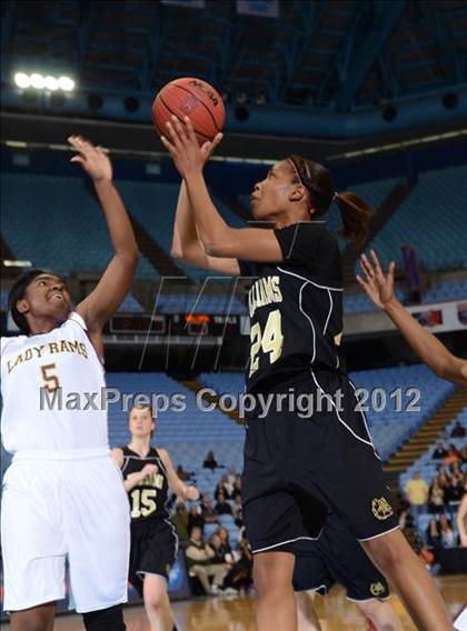 Thumbnail 1 in Harding University vs. Williams (NCHSAA 3A Final) photogallery.