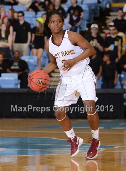Thumbnail 3 in Harding University vs. Williams (NCHSAA 3A Final) photogallery.