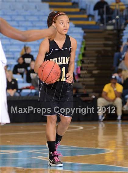 Thumbnail 2 in Harding University vs. Williams (NCHSAA 3A Final) photogallery.